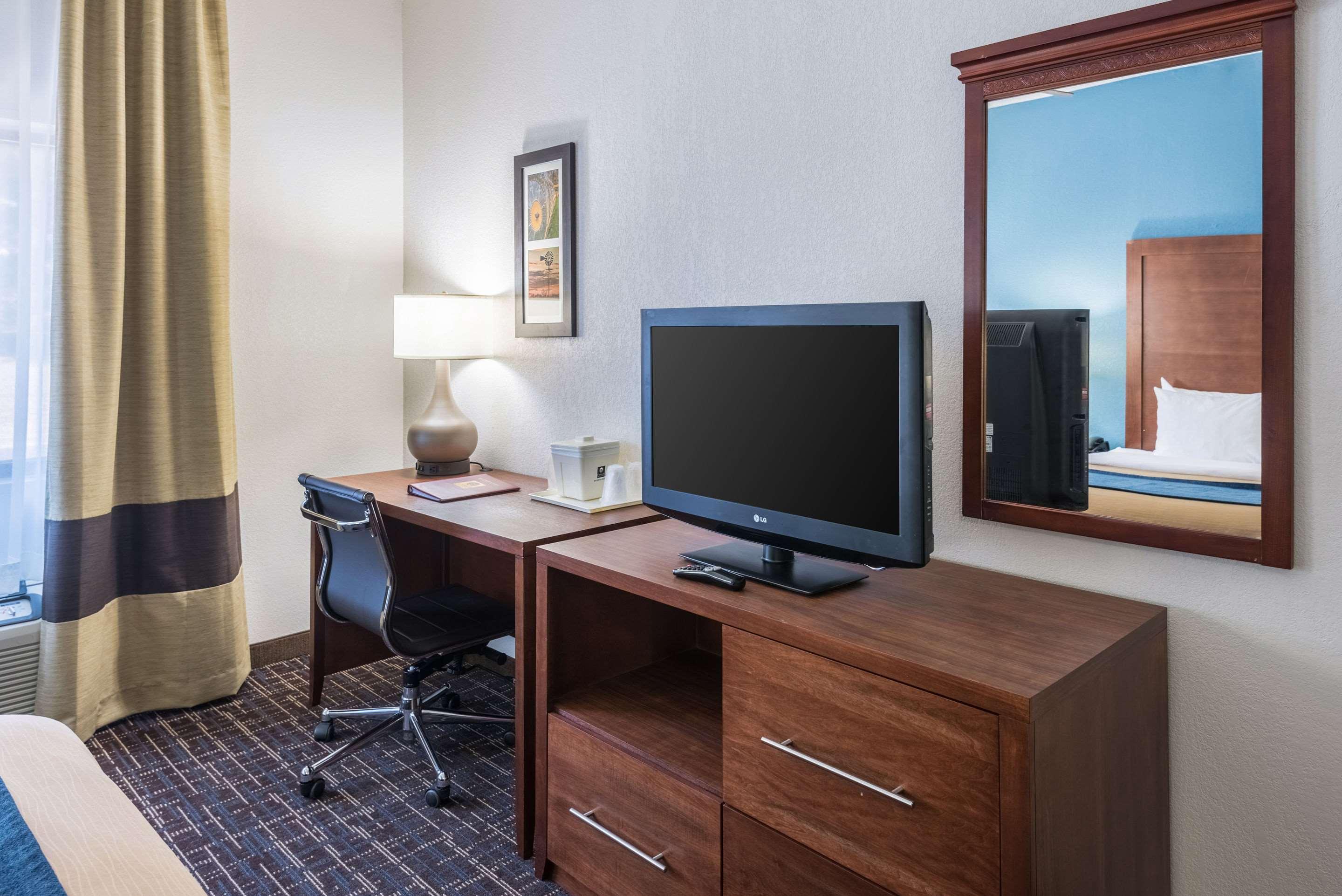 Comfort Inn & Suites Lees Summit - Kansas City Лийс Съмит Екстериор снимка