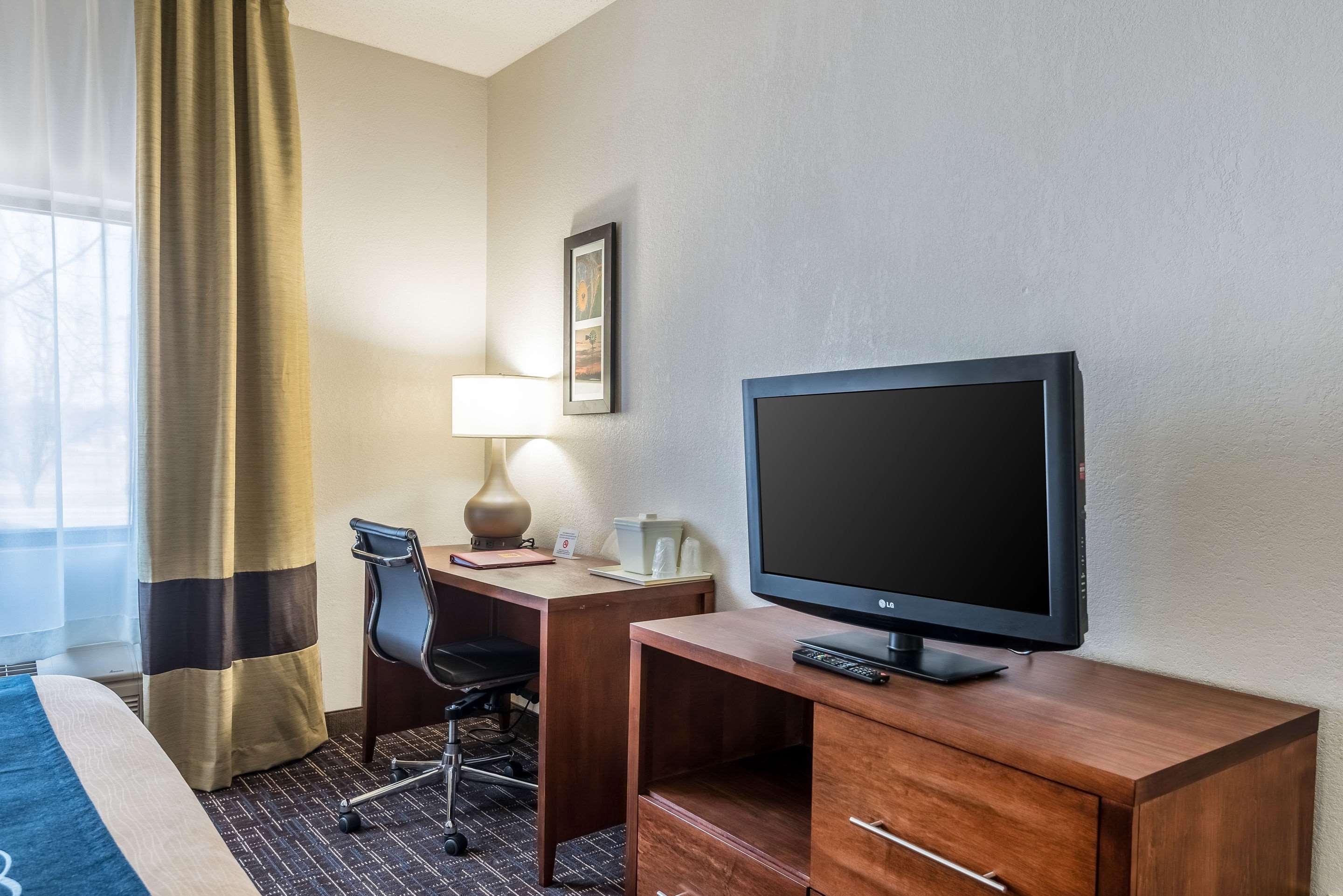 Comfort Inn & Suites Lees Summit - Kansas City Лийс Съмит Екстериор снимка