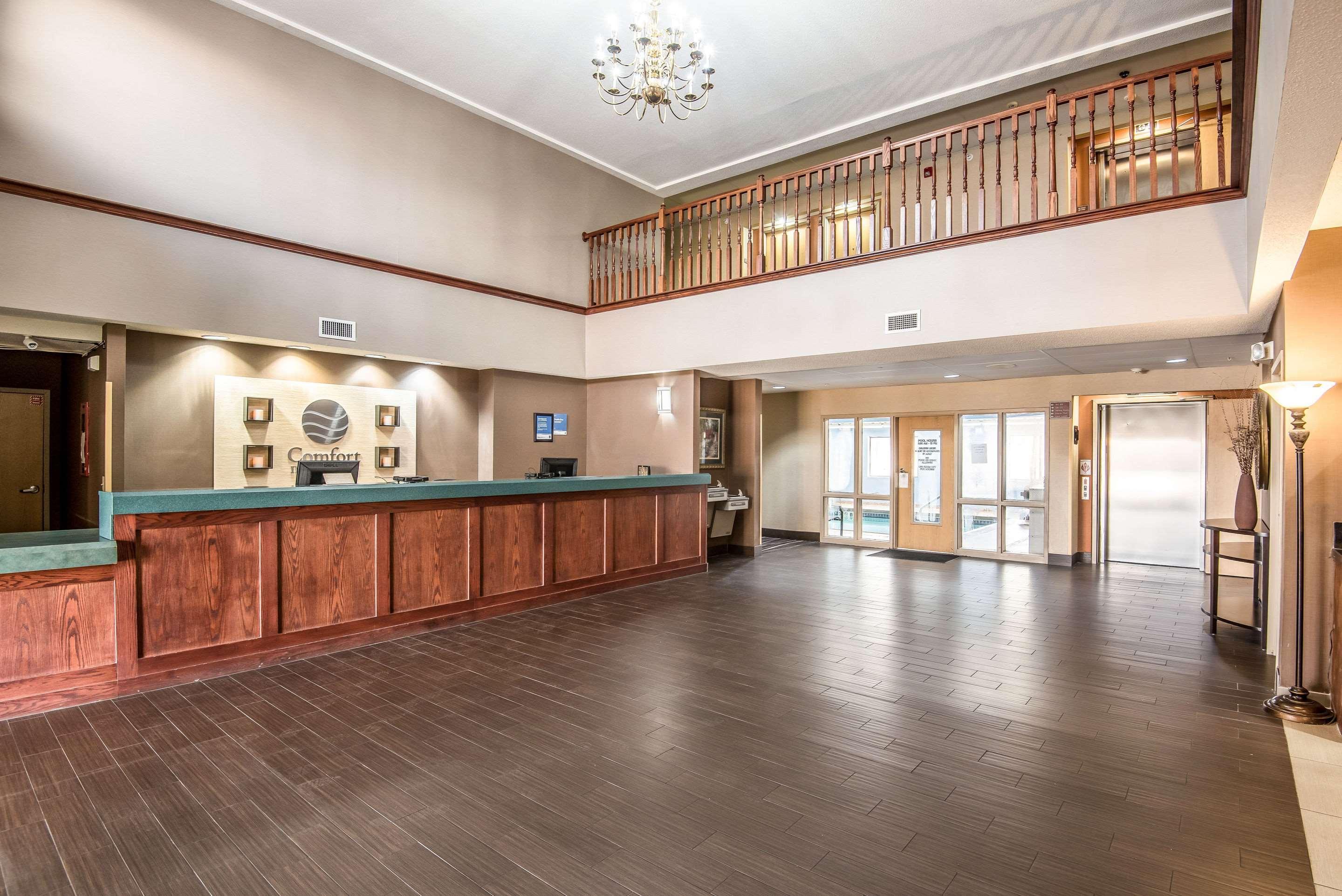 Comfort Inn & Suites Lees Summit - Kansas City Лийс Съмит Екстериор снимка