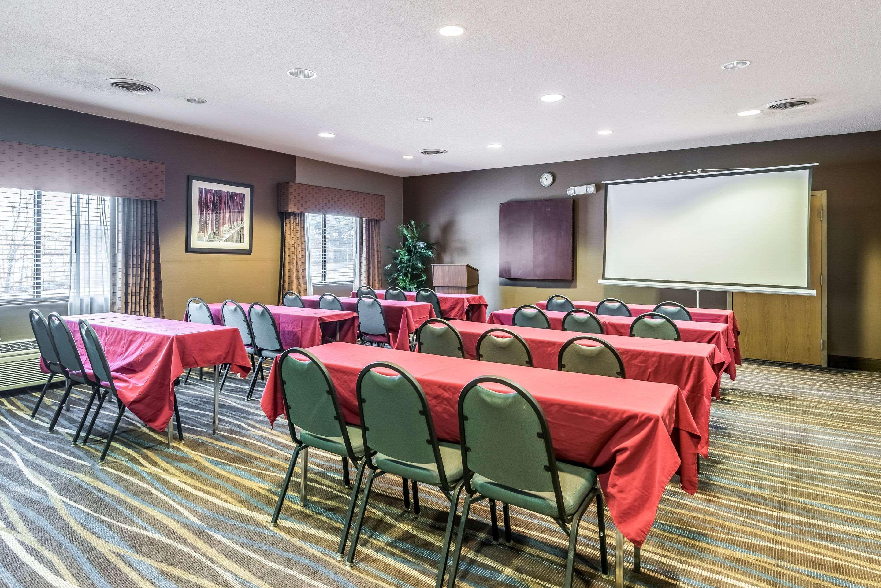 Comfort Inn & Suites Lees Summit - Kansas City Лийс Съмит Екстериор снимка