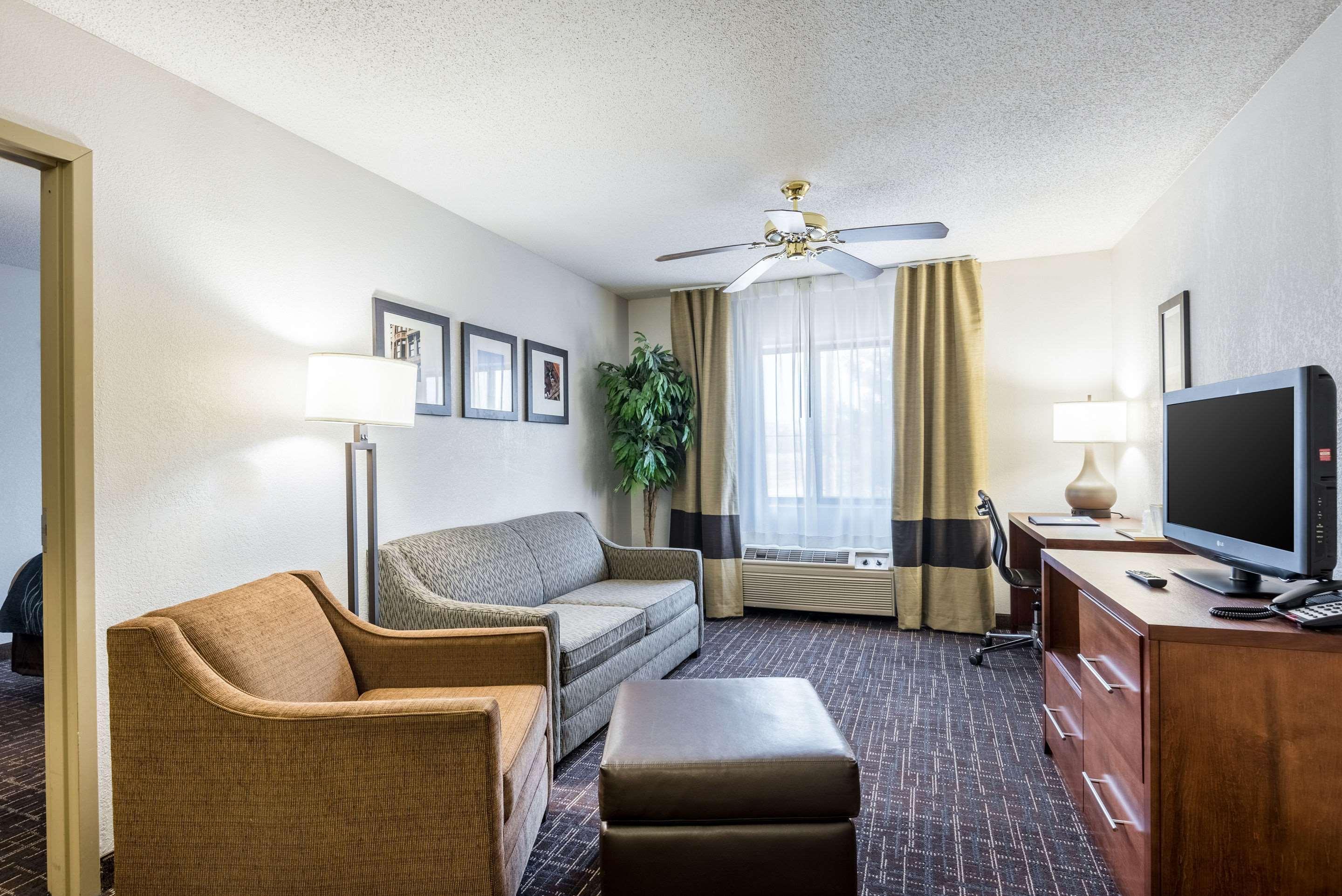 Comfort Inn & Suites Lees Summit - Kansas City Лийс Съмит Екстериор снимка
